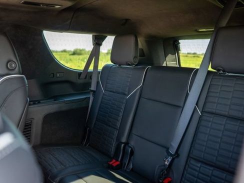 Used 2025 Cadillac Escalade ESV Sport Platinum AWD/4WD image 20