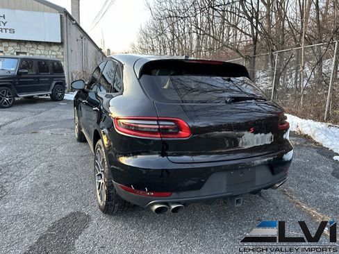 Used 2016 Porsche Macan S image 12