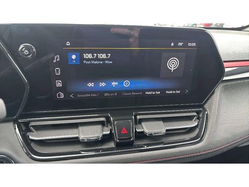 Used 2024 Chevrolet TrailBlazer RS w/ Convenience Package image 16