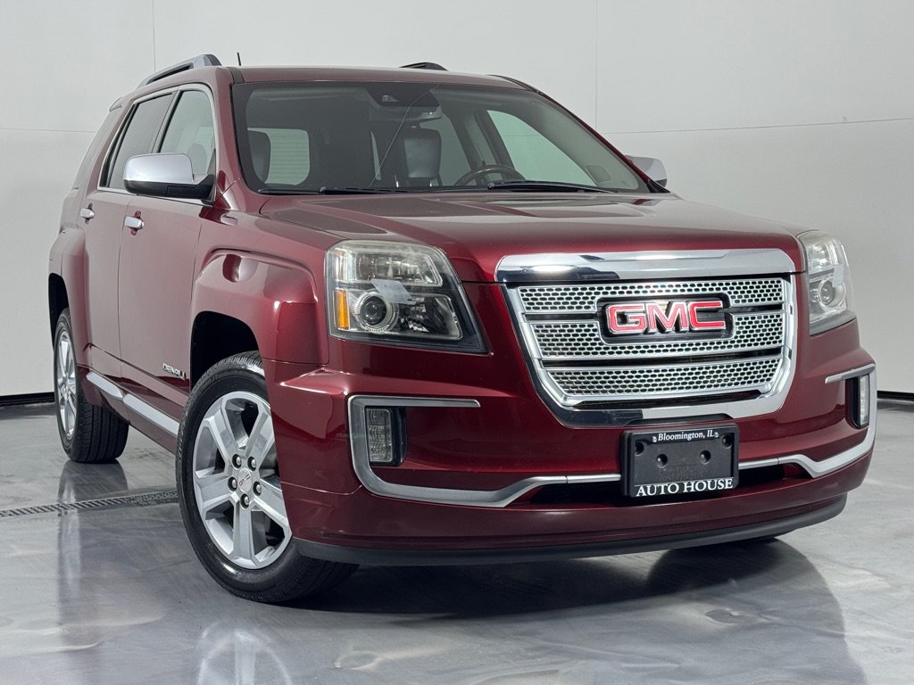 Used 2016 GMC Terrain Denali FWD image 2