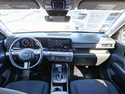Certified 2025 Hyundai Kona SEL image 13