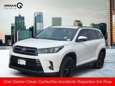 Used 2019 Toyota Highlander SE image 1