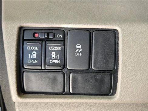 Used 2014 Honda Odyssey EX image 12