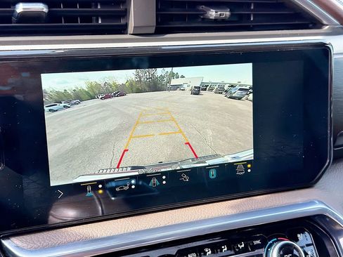 Used 2022 GMC Sierra 1500 Denali w/ Denali Reserve Package image 13