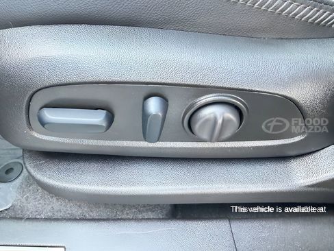 Used 2024 GMC Terrain Denali w/ Denali Premium Package image 6