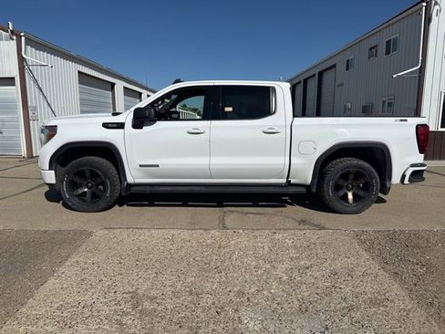 Used 2021 GMC Sierra 1500 Elevation w/ X31 Off-Road Package AWD/4WD image 3