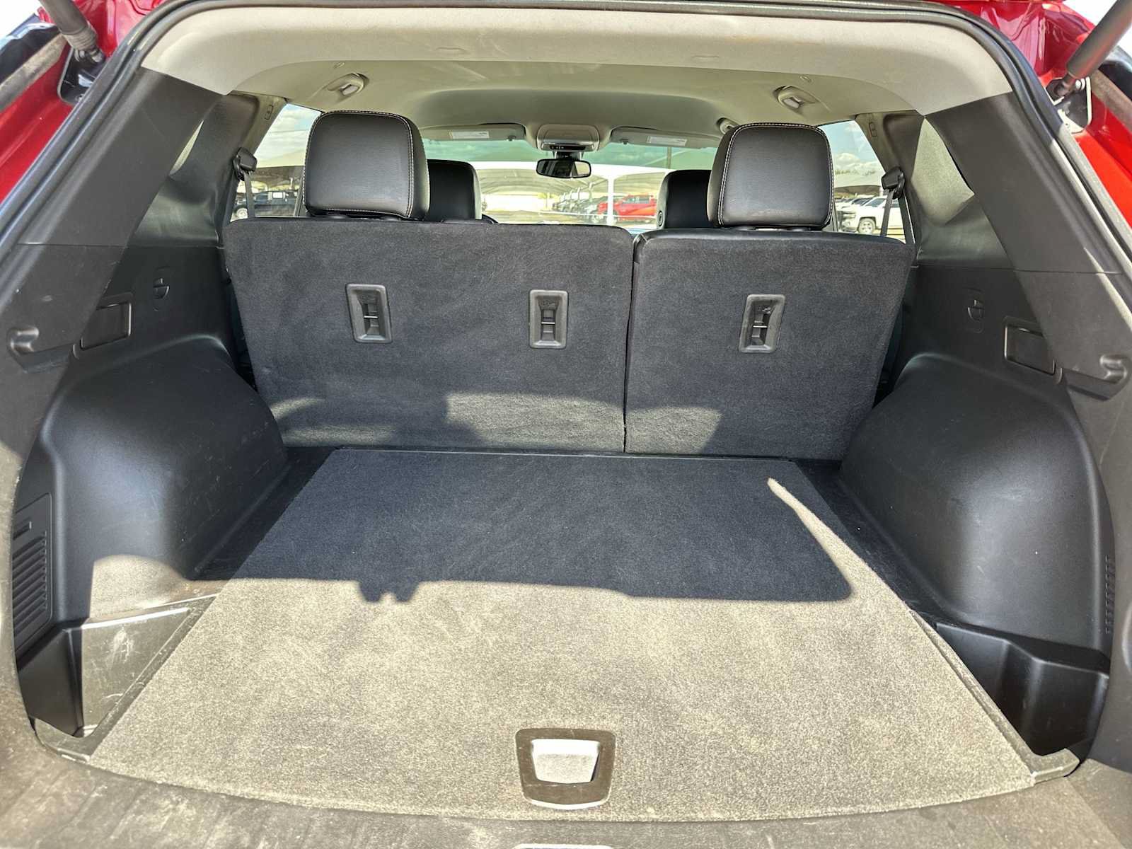 Used 2022 Chevrolet Blazer LT FWD image 27