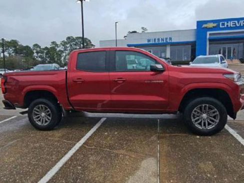 Used 2023 Chevrolet Colorado LT w/ LT Convenience Package II image 8