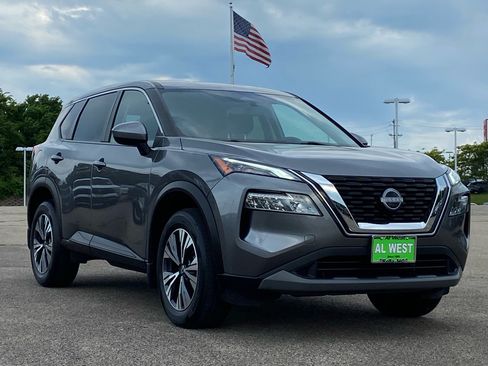 Used 2023 Nissan Rogue SV AWD/4WD image 2