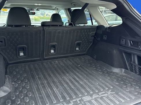 Used 2023 Subaru Outback Onyx Edition XT image 9