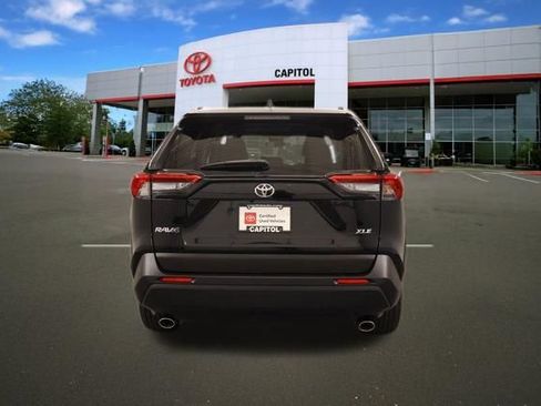 Certified 2023 Toyota RAV4 XLE FWD image 6