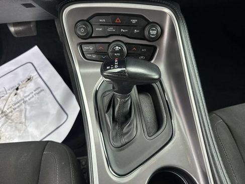 Used 2022 Dodge Challenger GT RWD image 21