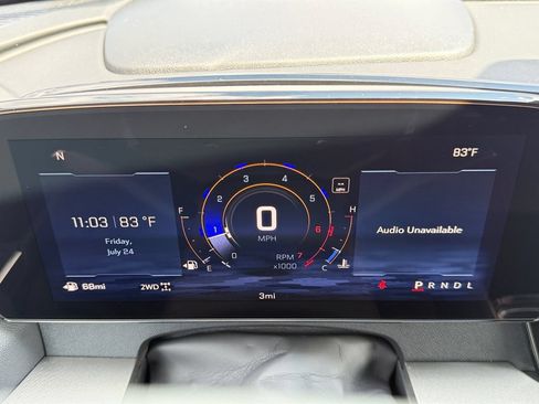 New 2026 Chevrolet Traverse LT w/ Sun and Wheel Package AWD/4WD image 13