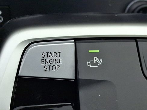 New 2026 BMW X1 xDrive28i w/ Technology Package image 17