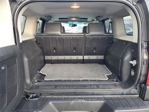 Used 2008 HUMMER H3 Luxury image 7