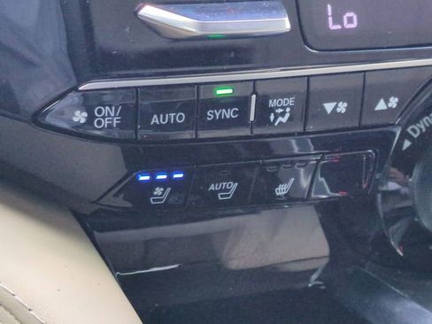 Used 2023 Acura MDX SH-AWD w/ Advance Package image 28