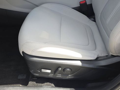 Used 2025 Hyundai Tucson SEL FWD image 12