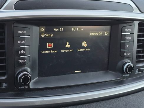 Used 2019 Kia Sorento L FWD image 21