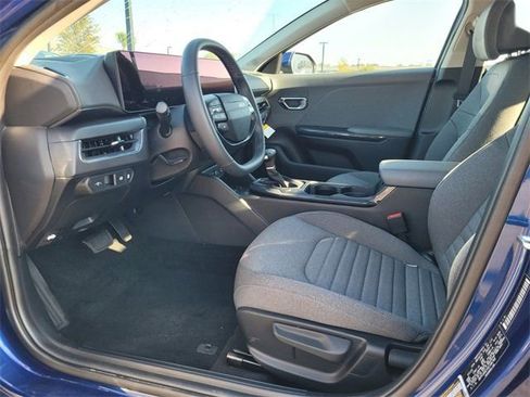 New 2025 Kia K4 EX image 6