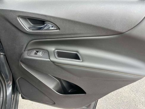 Certified 2018 Chevrolet Equinox Premier FWD image 19