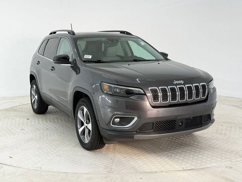 Used 2022 Jeep Cherokee Limited image 7