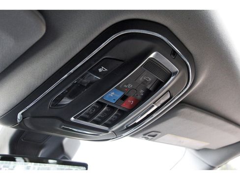 Used 2022 Jeep Grand Cherokee L Limited w/ Luxury Tech Group II image 27