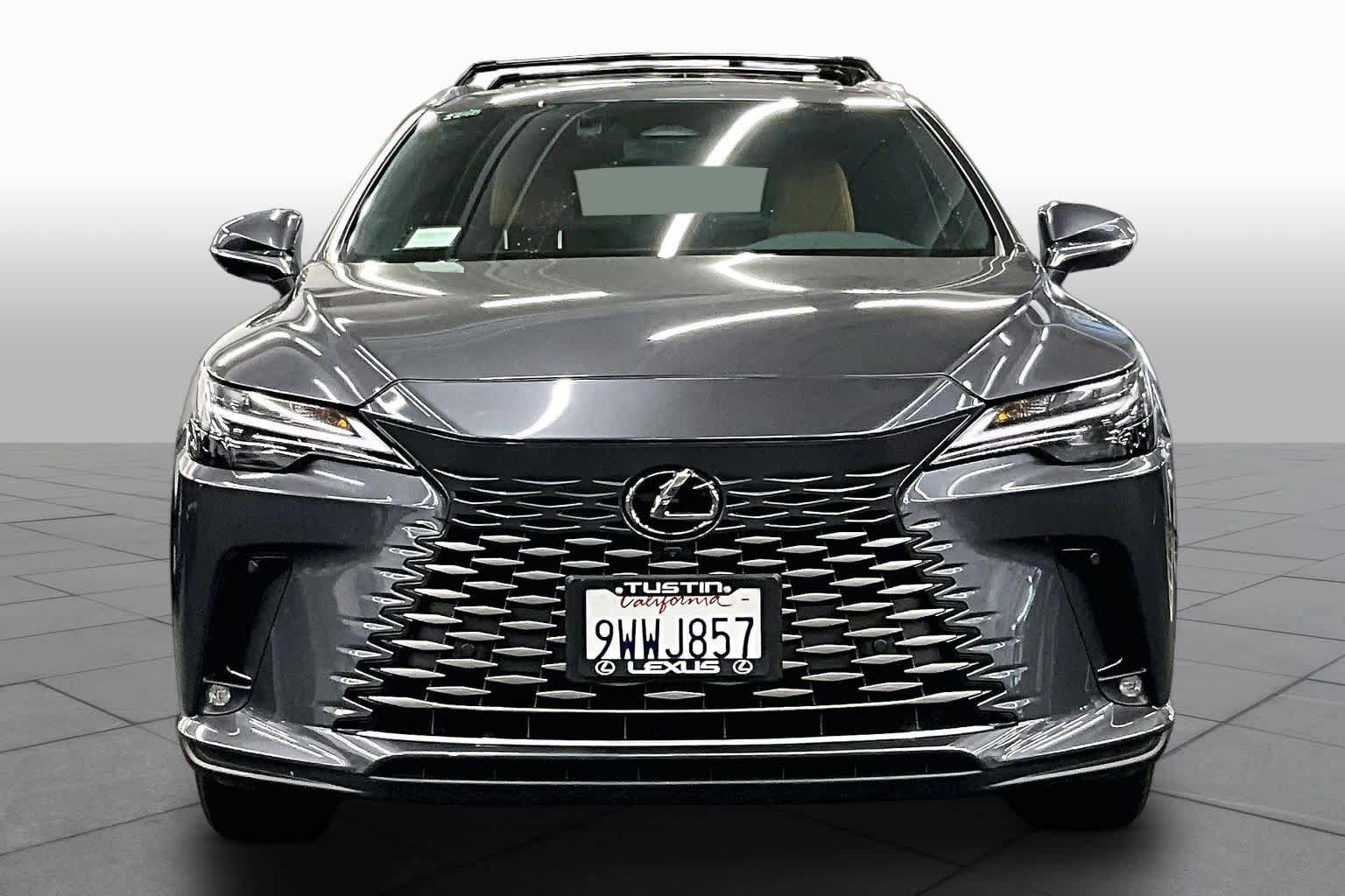 Used 2026 Lexus RX 350h w/ Convenience Package AWD/4WD image 4