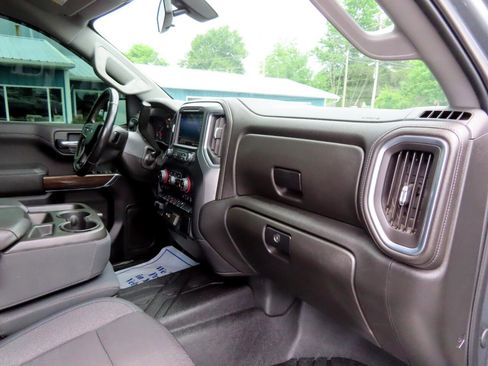 Used 2019 Chevrolet Silverado 1500 RST image 45