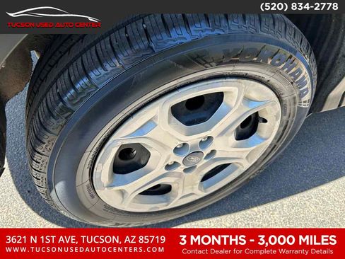 Used 2017 Ford Escape S image 32