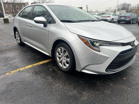 Used 2023 Toyota Corolla LE w/ Carpet Mat Package (TMS) image 19