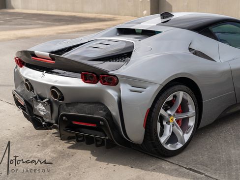 Used 2022 Ferrari SF90 Stradale image 34