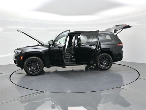 New 2025 Jeep Grand Cherokee L Summit image 38