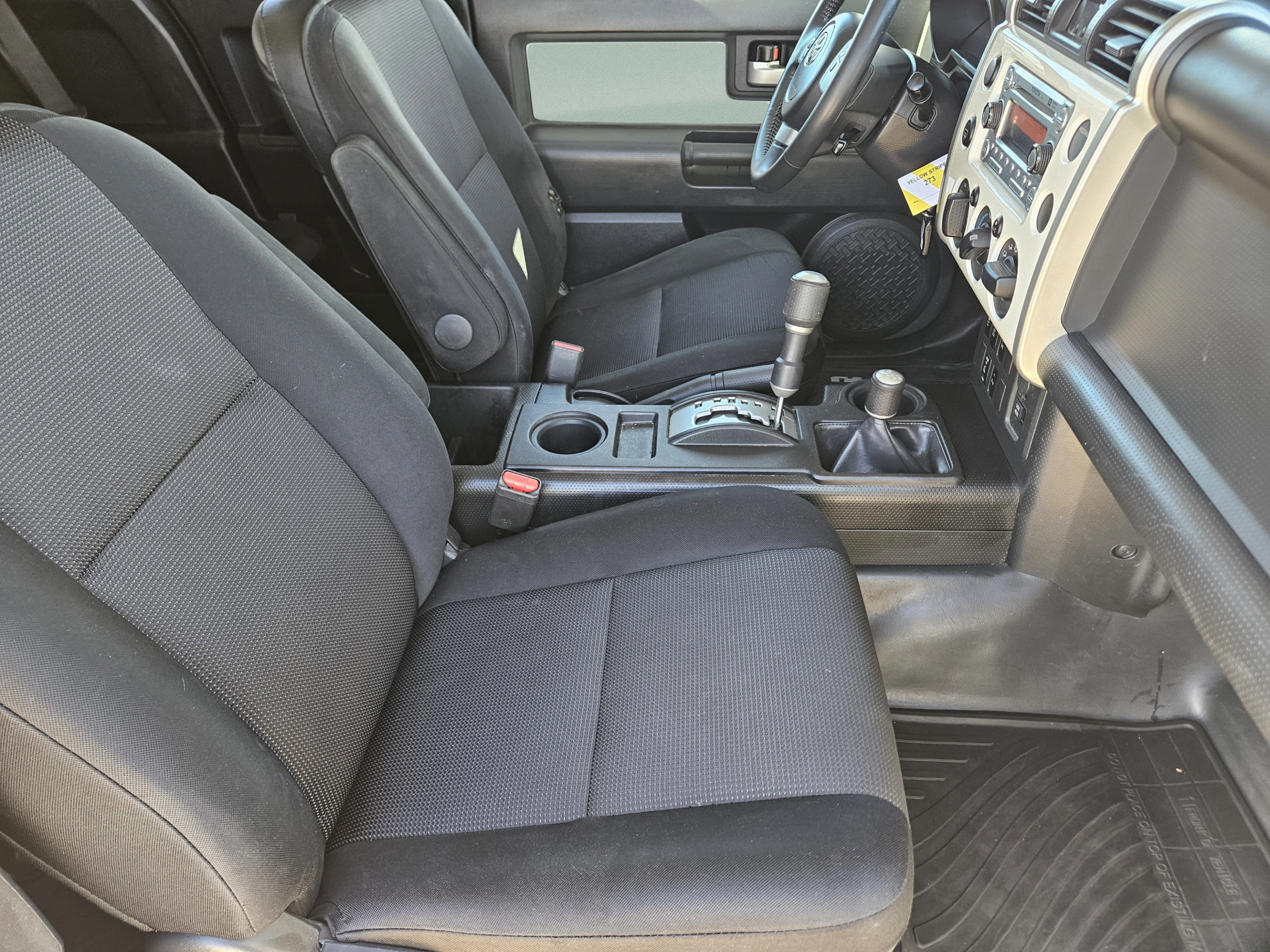 Used 2012 Toyota FJ Cruiser 4WD image 6