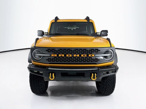 Used 2022 Ford Bronco Badlands w/ Sasquatch Package AWD/4WD image 2