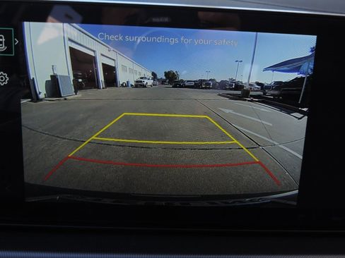 Used 2026 Kia Sportage EX image 25