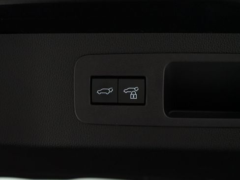 Used 2026 Lexus LX 600 4WD w/ Luxury Package image 35