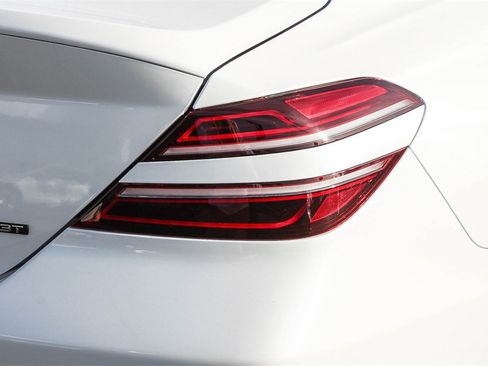 Used 2025 Genesis G70 3.3T Advanced image 11