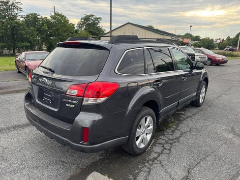Used 2012 Subaru Outback 2.5i Limited AWD/4WD image 7