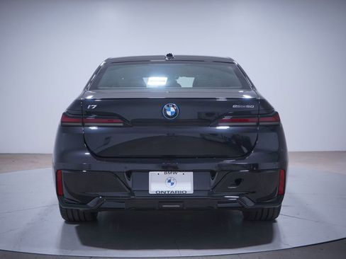 New 2026 BMW i7 eDrive50 w/ M Sport Package image 5