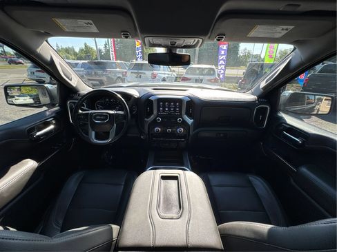 Used 2020 GMC Sierra 1500 SLT RWD image 18