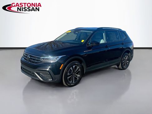 Used 2024 Volkswagen Tiguan S image 3