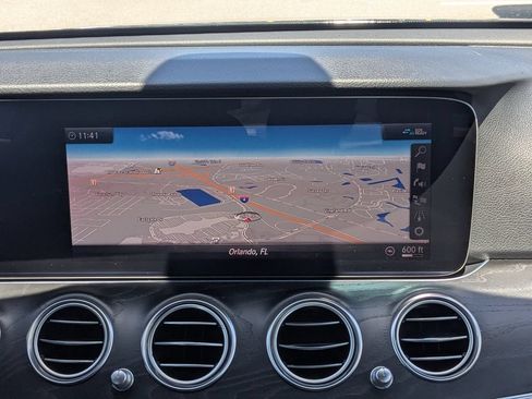 Used 2020 Mercedes-Benz E 450 4MATIC Sedan image 10