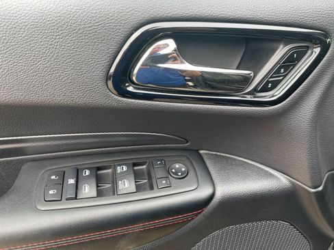 Used 2025 Dodge Durango GT image 12