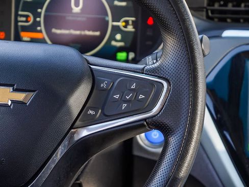 Used 2021 Chevrolet Bolt LT image 15