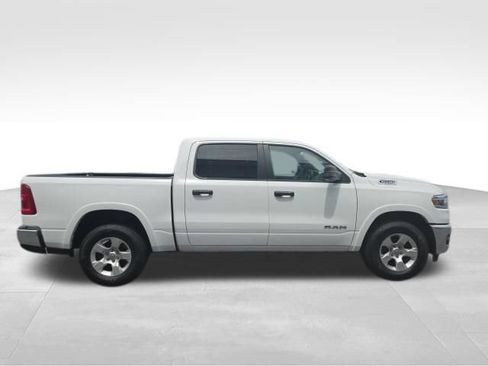 Used 2025 RAM 1500 Big Horn AWD/4WD image 7