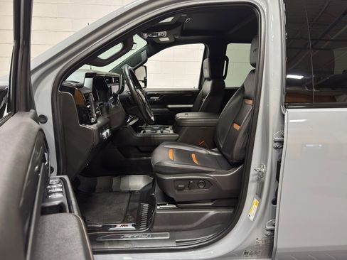 Certified 2024 GMC Sierra 2500 AT4 w/ AT4 Premium Plus Package image 19