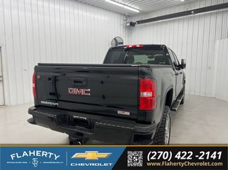 Used 2018 GMC Sierra 2500 SLT w/ Duramax Plus Package AWD/4WD video 3