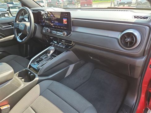 Used 2023 Chevrolet Colorado LT w/ LT Convenience Package II image 34