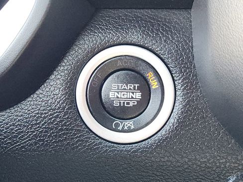 Used 2024 RAM 2500 Big Horn image 30