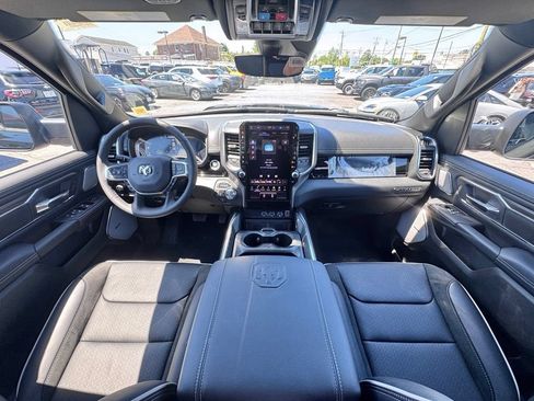 New 2026 RAM 1500 Laramie AWD/4WD image 11